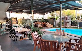 Chillagoe Cabins And Tours